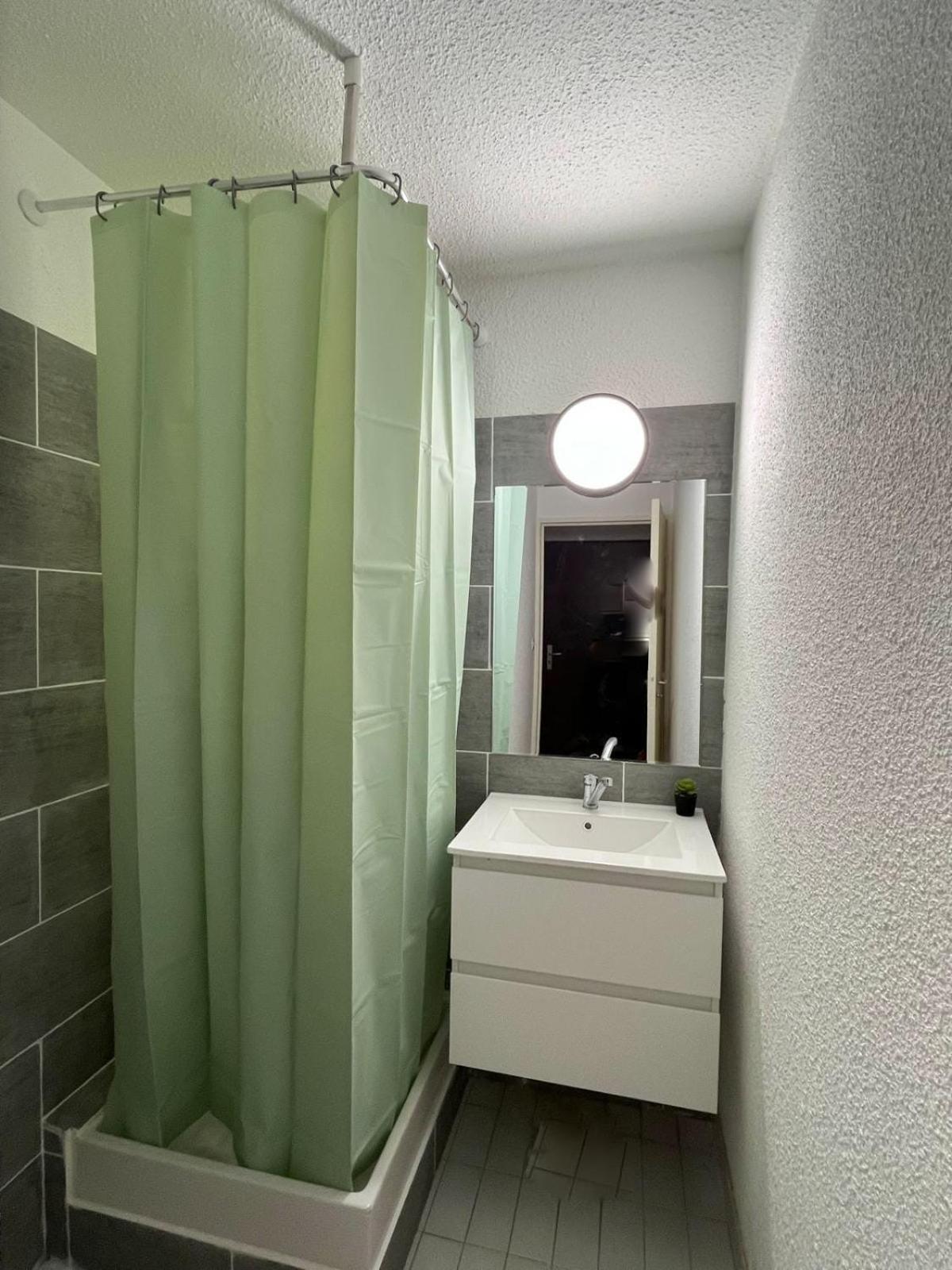 T2 ,4 Couchages ,Climatise ,Terrace ,En Face D'Aqualand ,Plage Rochelongue Agde Exterior foto